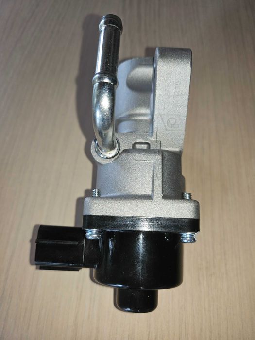 Vând valvă de egr nouă pentru ford focus 2