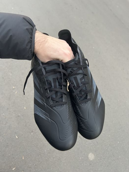 Adidas бутонки,Нови,Оригинални!