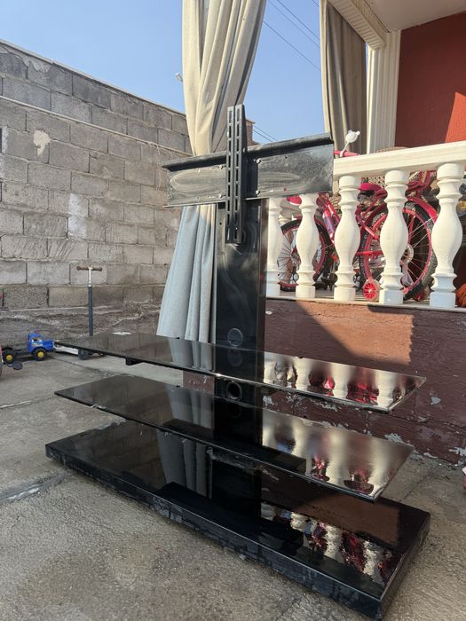 Подставка телевизора