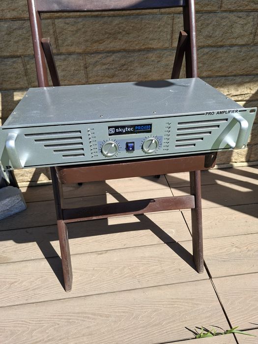 Skytec Pro480 2×240W професионален усилвател