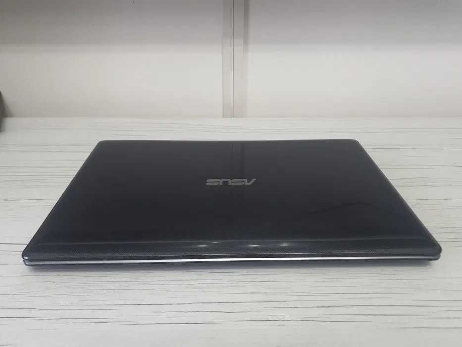 Vand Asus X550V NVIDIA 950M 2GB, 8GB RAM, 1TB HDD, 240GB SSD