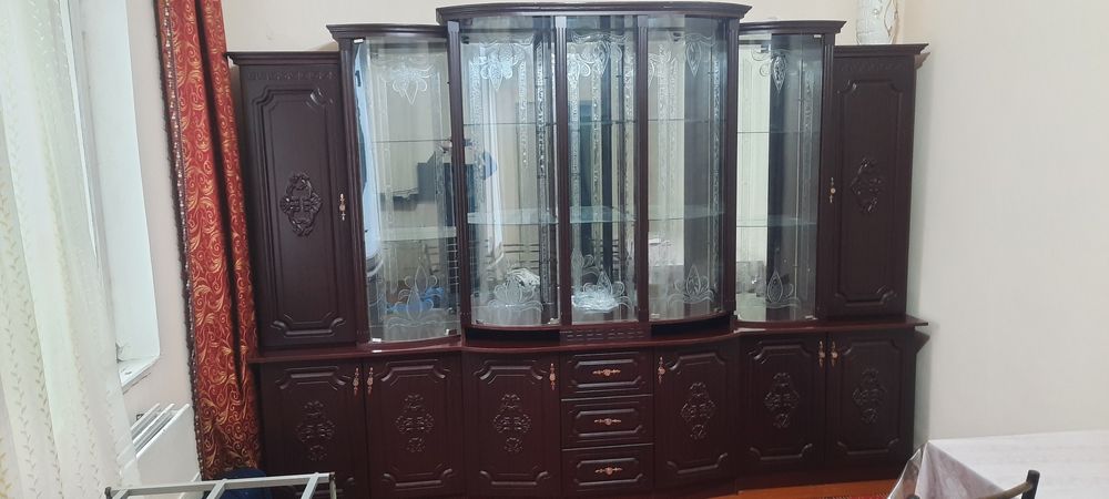 Стенка сотилади.