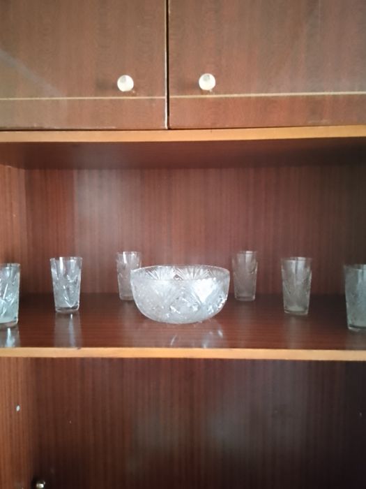 Продается хрусталь.