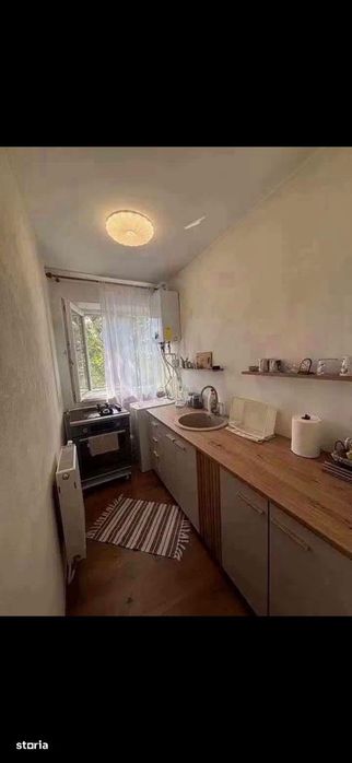 De vanzare apartament cu 2 camere renovat, centrala noua 54000euro