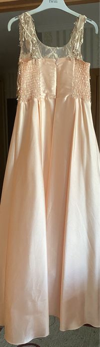 Вечернее нарядное платье