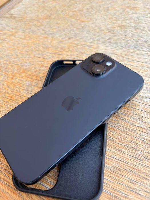 Продам Iphone 15