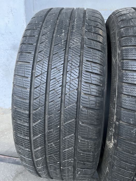 2 бр. всесезонни гуми 255/45/20 Vredestein DOT 5020 6,2 mm