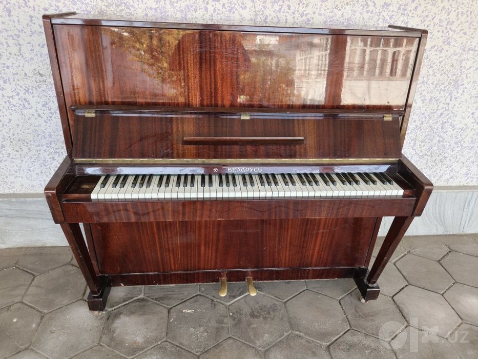 Fortepiano Pionina