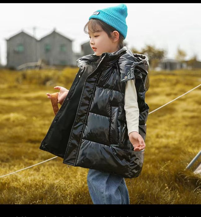 Безрукавка,куртки новые