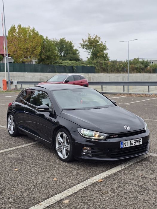Vand Scirocco 2.0 TSI DSG 260cp