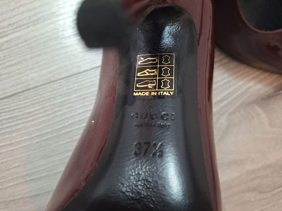 Pantofi superbi Gucci