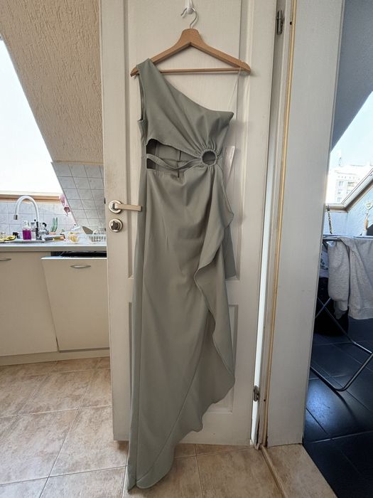 Нова с етикет рокля Trendyol