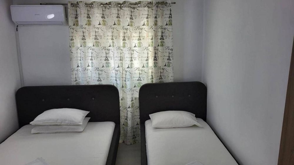 Inchiriez  camere la Vila Ysy pentru muncitori