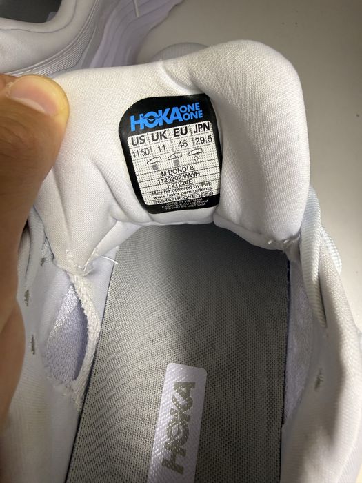 Hoka Bondi 8 - pret 430 lei