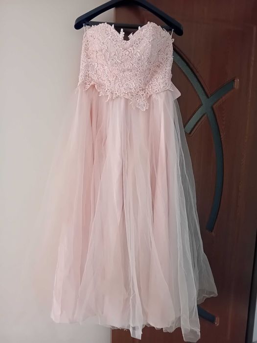 Рокля  втора употреба