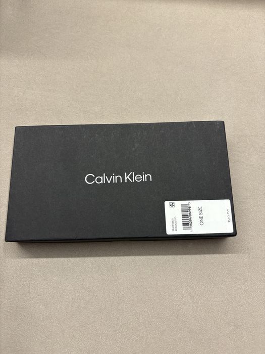 НОВЫЙ кошелек Calvin Klein