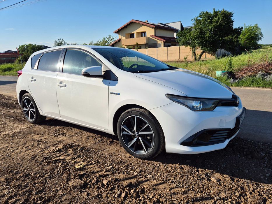 Vanzare  Toyota AURIS