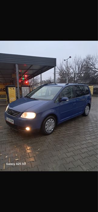 touran vw ideal pentru familie
