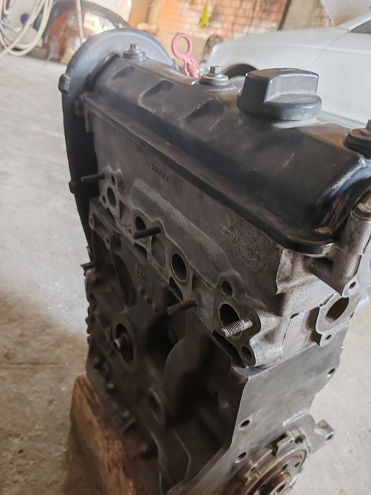 Матор 1.8 и 1.6 АБУ