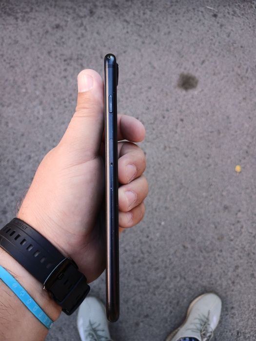 Продам Iphone 7 plus 128гб