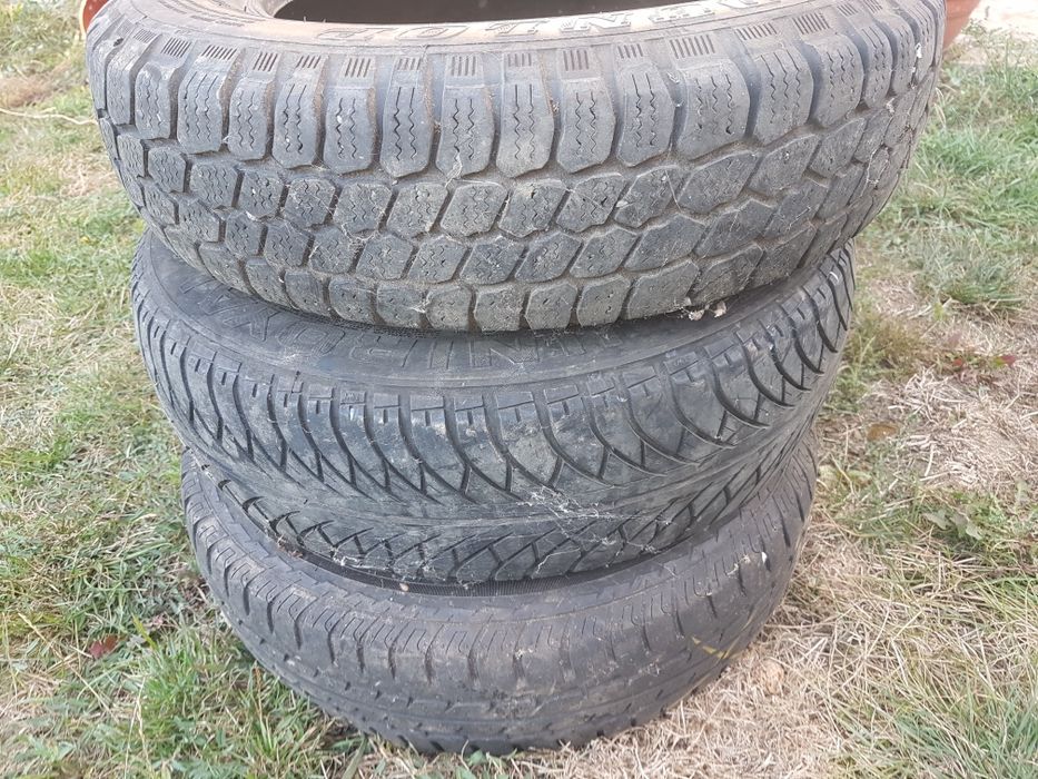 Anvelope  165 70 14, 185 60 14, 235 60 17, 195, 175 65 14, 205 5