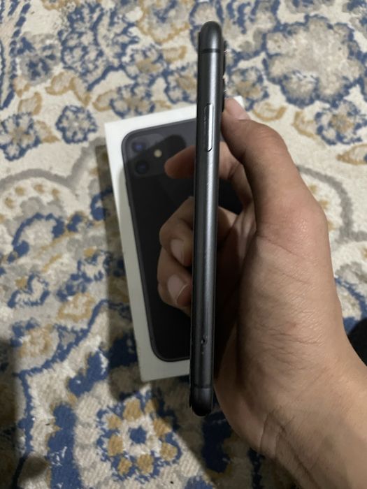 Айфон 11 128 гб 76 ямкост