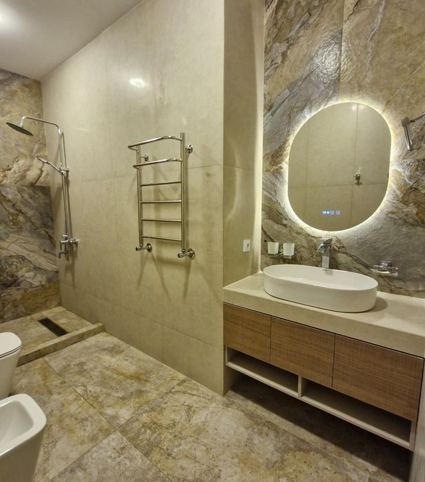 ТЦ Самарканд Дарваза. Отличная локация, современный ремонт.