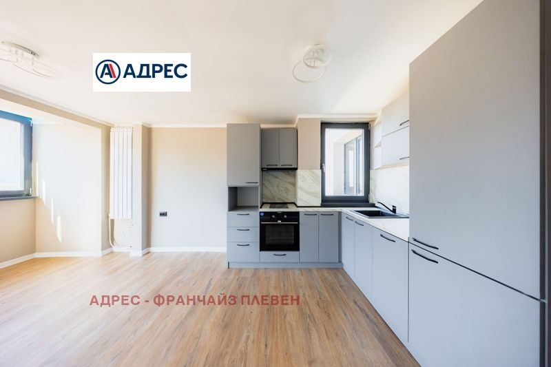 Продава се Тристаен апартамент в Враца, Център - 73 кв.м за 951 €/кв.м - Снимка #1