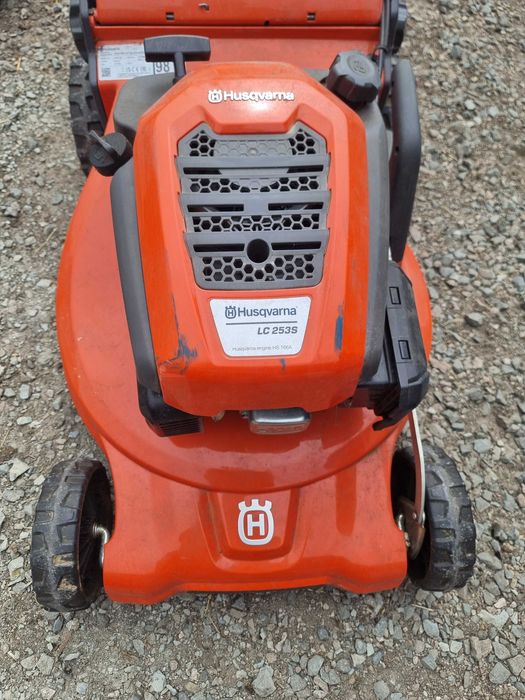 Husqvarna lc 253s masina de tuns gazon