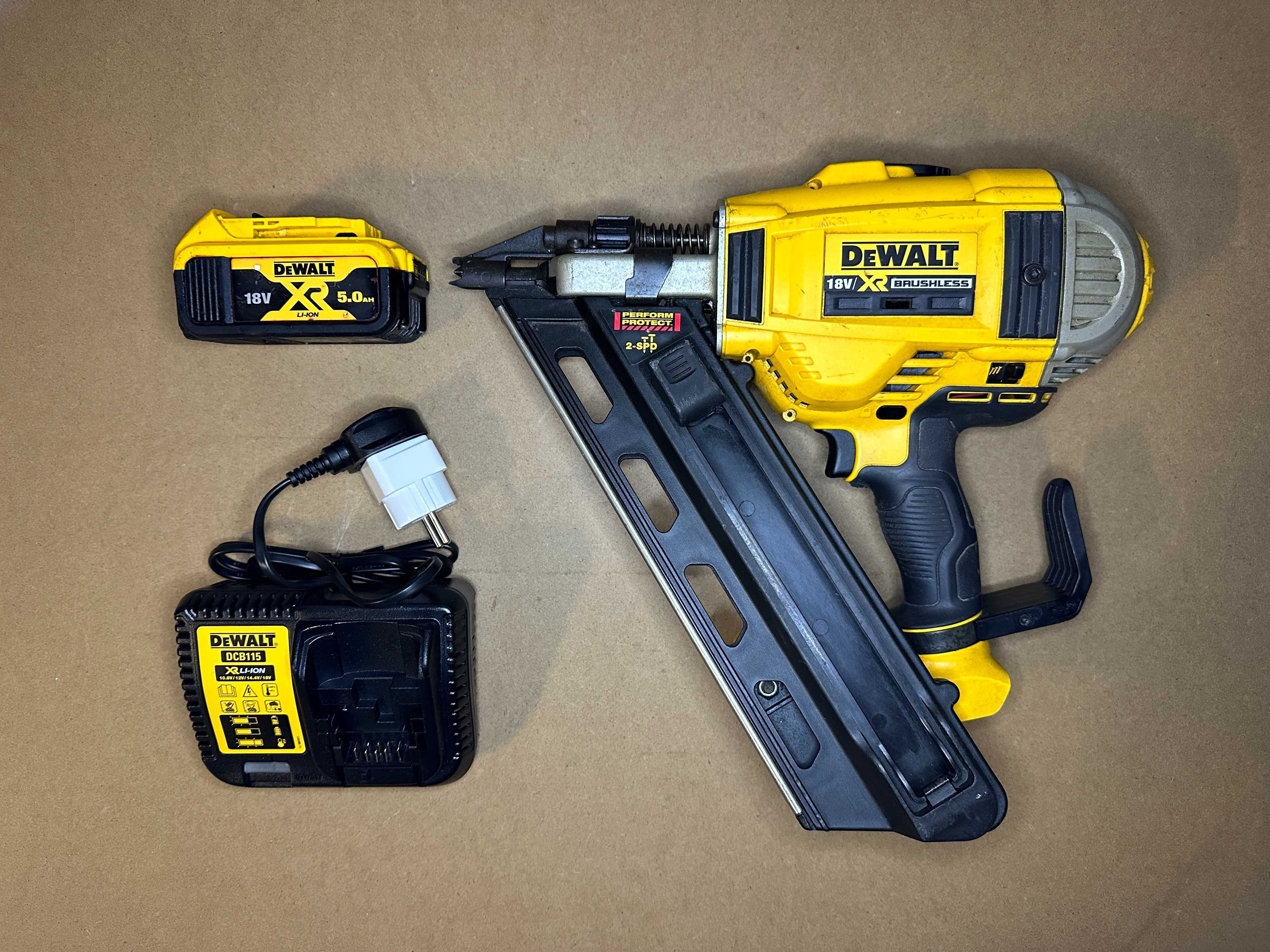 Dewalt dcn692 type outlet 2