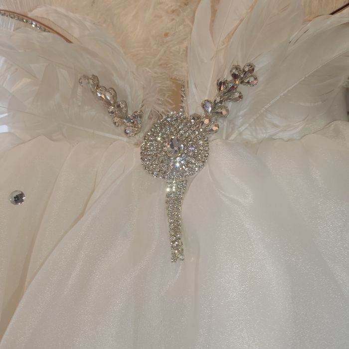 Детска рокля с шлейф