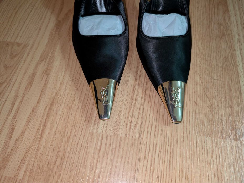Pantofi cu toc Saint Laurent din satin 40