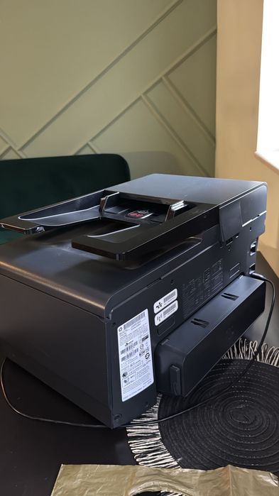 Принтер HP Officejet Pro 8610