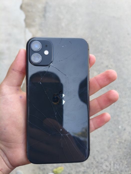 iphone 11 64 GB sotiladi