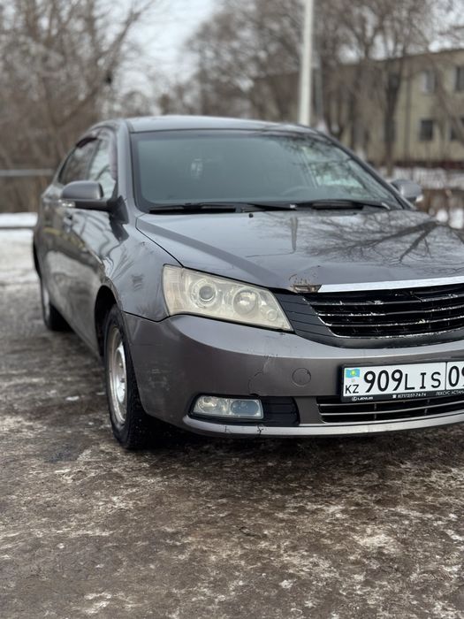 Джили Емгранд ес7