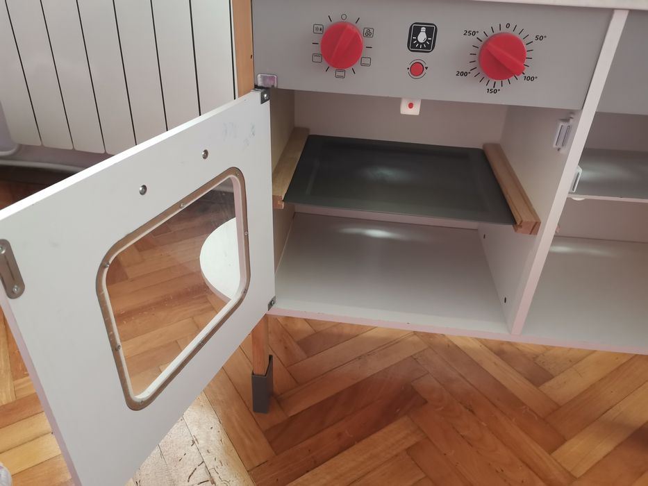 Дървена кухня от Лидъл