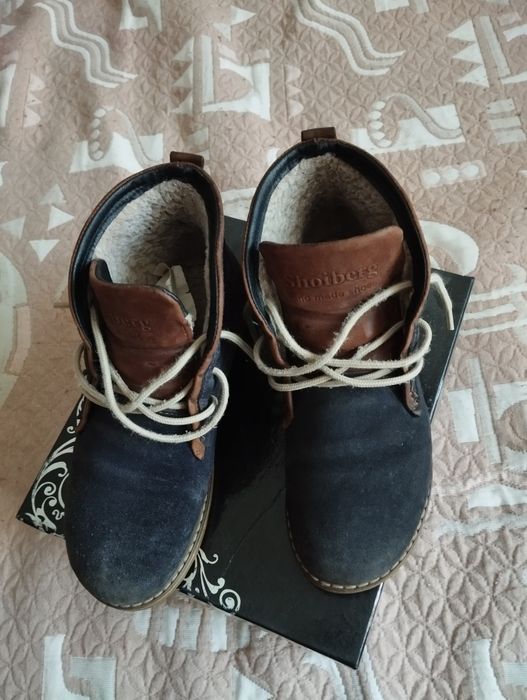 Продам зимние ботинки