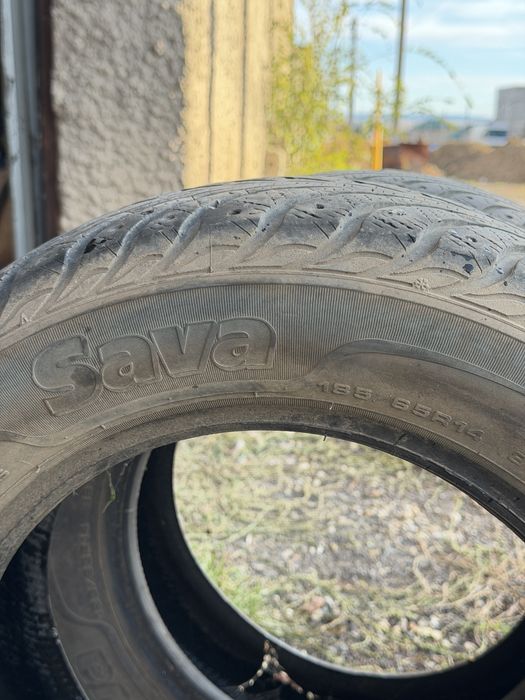 Зимние шины 185/65/14