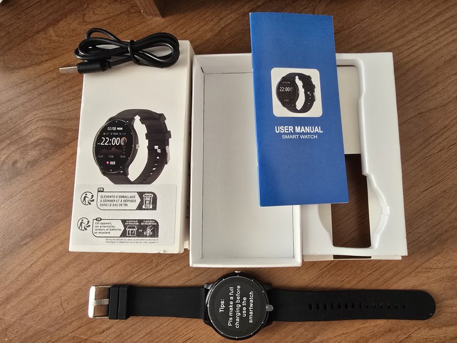 Смарт наручные часы.