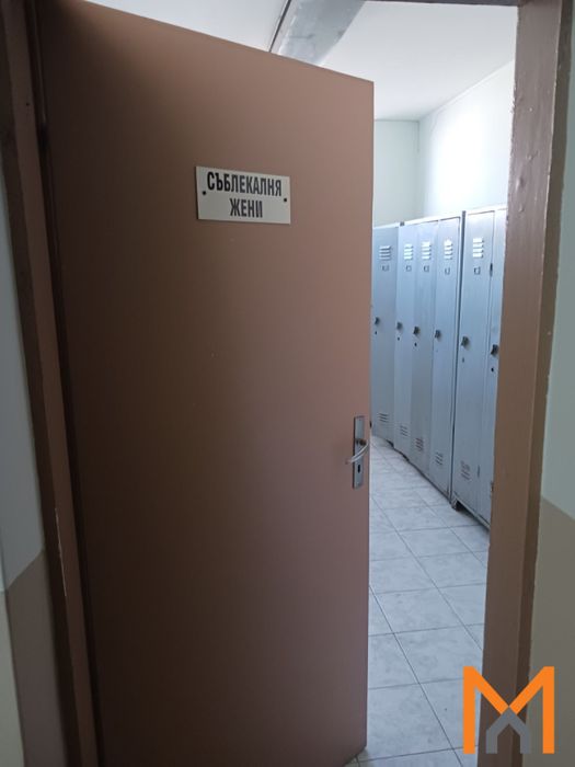 Дава под наем гр. Севлиево - гр. Севлиево 1000m²