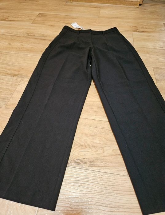 Pantaloni de damă Mango