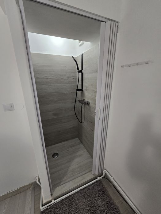 PF Inchiriez Garsoniera Andrei Muresanu