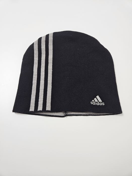 Fes ADIDAS original căciulă 70% REDUCERE