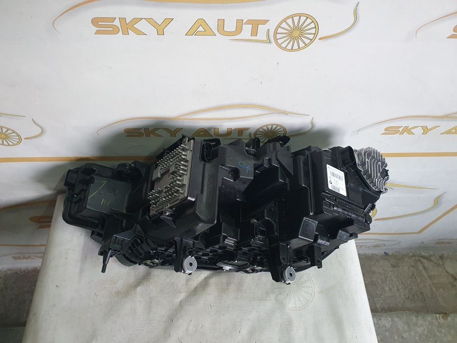 Far dreapta led Bmw X7 G07 cod 9481796