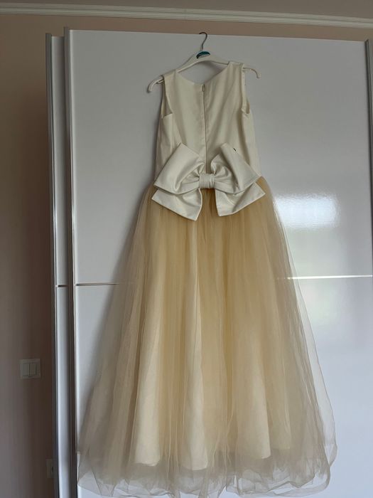 Продавам ДЕТСКИ ДРЕШКИ  за деца от 9 до 14 годишна възраст