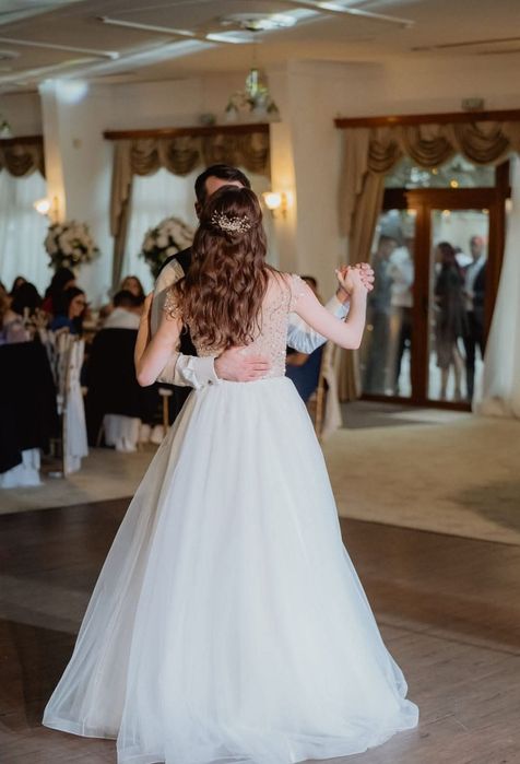 Rochie mireasa marimea 38