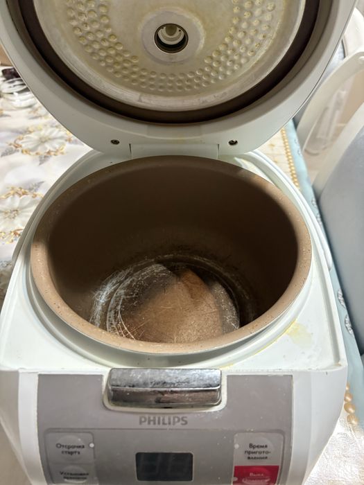 Продам мультиварку работает отлично