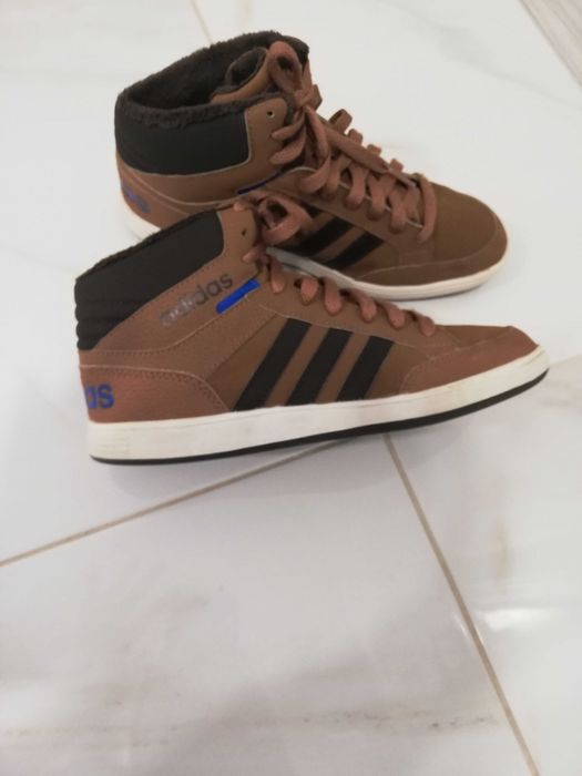 Кецове на adidas