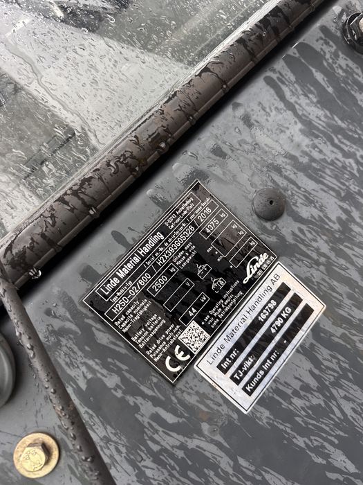 Stivuitor linde H30-25 diesel anul 2019 si 2016 (nu still,toyota)