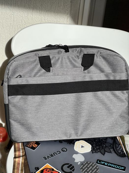 NOUA NOUTA: Geanta RFID laptop 15.6 Swiss Peak mufa USB